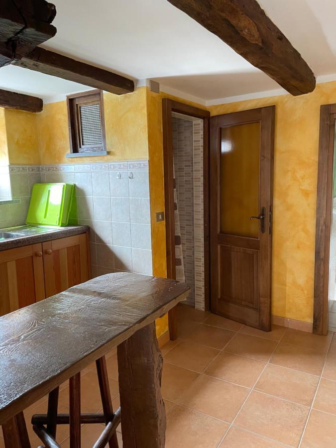 Casa Vacanze La Carbunera Villa Domodossola Exteriör bild