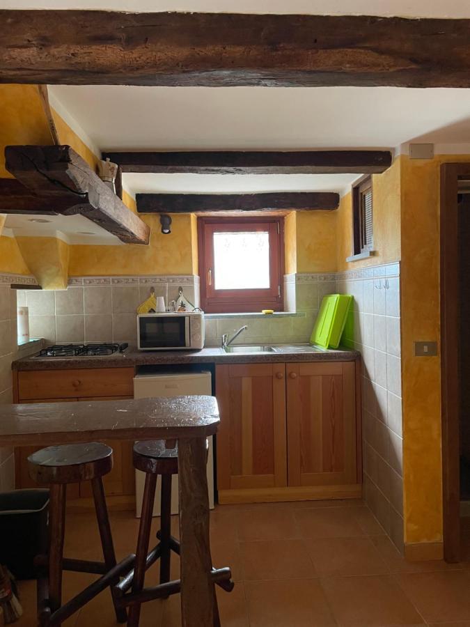 Casa Vacanze La Carbunera Villa Domodossola Exteriör bild